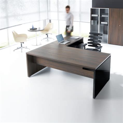 Office depot & officemax's assortment of executive desks combine durability, luxury and professionalism. Ultra Modern Executive Black Desk - Ambience Doré