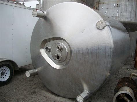 2000 Gal Stainless Steel Tank 9568 New Used And Surplus Equipment
