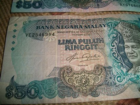 Collectible Items Duit Malaysia Lama Rm50 With 3 Different Gabenor