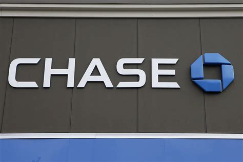 Jpmorgan Chase To Temporarily Close 1000 Bank Branches In Us Las