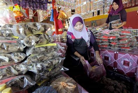 Kementerian perdagangan mempersembahkan sebuah lagu indonesia pusaka untuk mempe. Akta syarikat dipinda untuk kurangkan kos menjalankan ...
