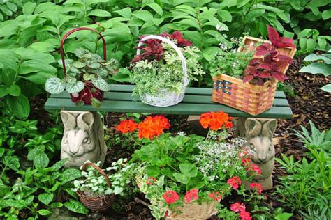 20 Unusual Flower Planters For Your Backyard Who Fall In The Eyes The