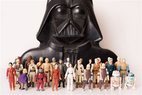 Vintage 1970s 80s Star Wars Action Figures Lot In Darth Vader