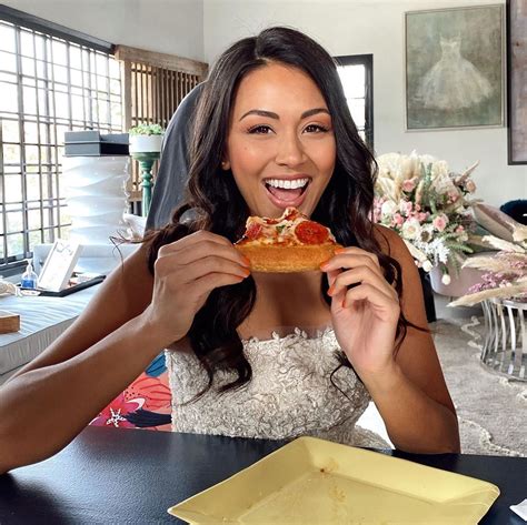 Jessica Lesaca 💁🏽‍♀️🇵🇭 Jessicalesaca A Ajouté Une Photo Sur Son Compte Instagram Pizza A