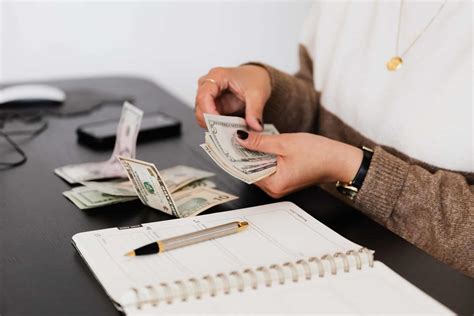 Besides transferring money back and forth, you can receive your paycheck via direct deposit to your account, set up bill pay, and use the cash card to pay for goods wherever visa is accepted. The Basics Of Borrowing Money - Roundbank