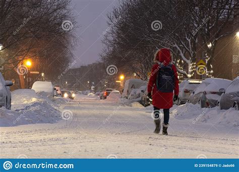 First Snow Storm Montreal Quebec 2022 Editorial Stock Image Image Of