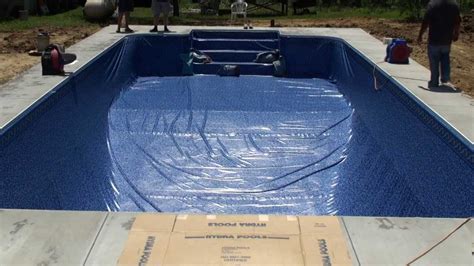 How To Install A Vinyl Swimming Pool Liner On A Pool Kit From Pool
