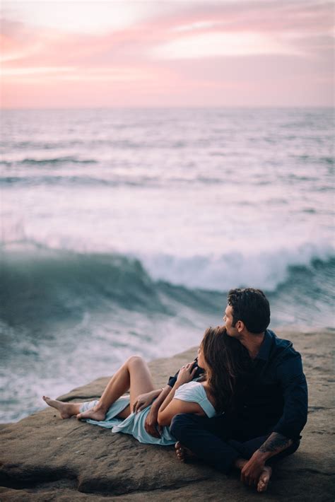 Sunset Cliffs San Diego Engagement Session Couple On The Beach By