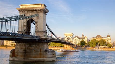 Szechenyi Chain Bridge In Budapest Expedia