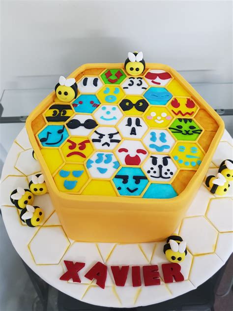 Roblox Bee Swarm Cake Roblox Birthday Cake Boy Birthday Cake Bee Cakes