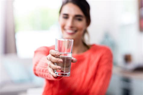 How Much Do You Really Need To Drink To Stay Hydrated Digital Trends