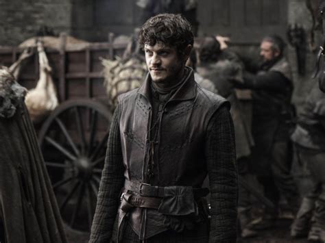 The Game Of Thrones Star Who Plays Ramsay Bolton Dismisses Critics Of