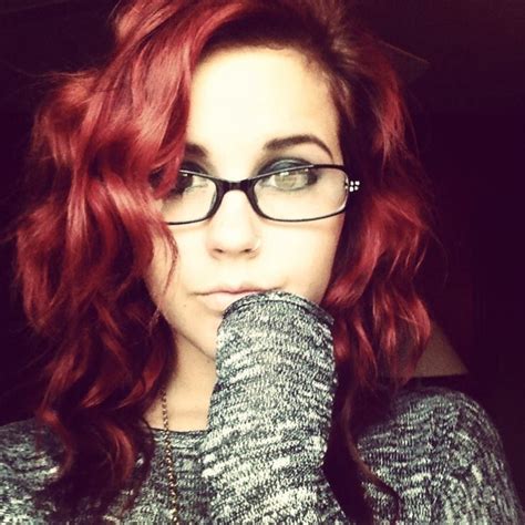 37 Cute Hairstyles For Women With Glasses This Year Red Hair Makeup