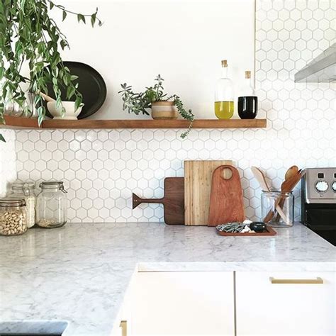 Now the important question is how can we create that kind of kitchen? 36 Eye-Catchy Hexagon Tile Ideas For Kitchens - DigsDigs