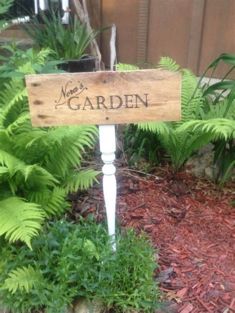 50 Cute Garden Sign Ideas To Make Your Yard More Inviting Pallets