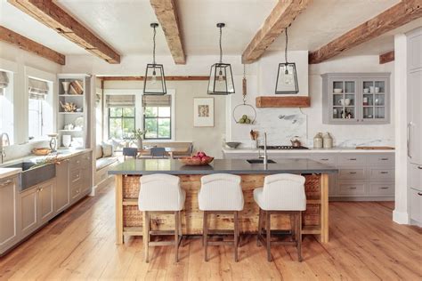 The Perfect Blend Of Old And New Kitchen Design Rustic Farmhouse