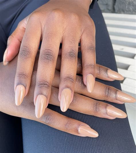 The Best Nail Trends of 2023, Including Colors and Designs | Who What Wear