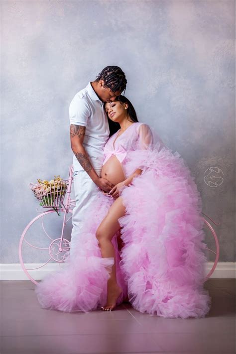 Girl Maternity Pictures Cute Pregnancy Pictures Pregnancy Looks