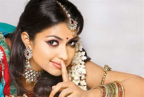 Beautiful indian actress, hd indian celebrities, 4. South Indian Film Actress Amala Paul Wallpapers Free ...