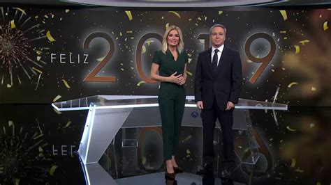 Los Presentadores De Antena 3 Noticias Felicitan El Nuevo Año