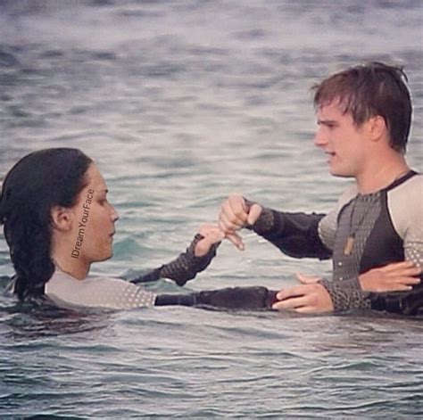 The Hunger Games Katniss And Peeta Catching Fire