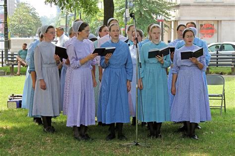 mennonite ladies singing amish dress amish amish proverbs