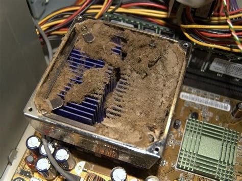This Might Be The Dustiest Computer Ever 32 Pics