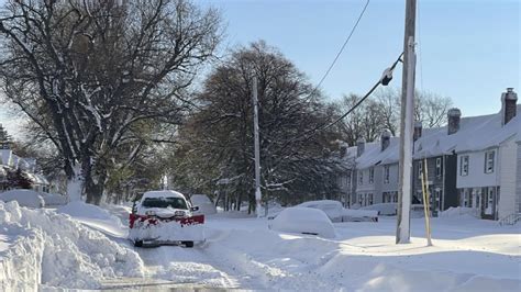 Massive Snowfall Buries Cars Keeps Falling In Western Ny Ntd