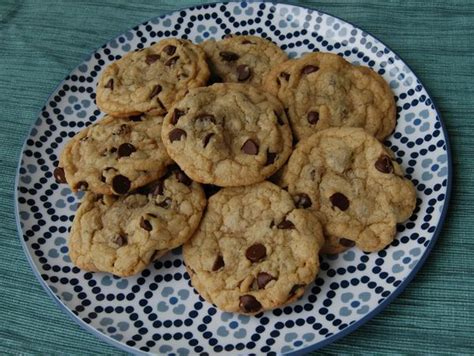 The pioneer woman cooks―a year of holidays: Lulu's Recipe Box: Thick and Chewy Chocolate Chip Cookies
