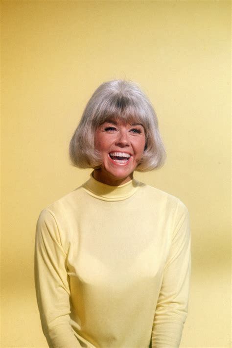 Late Doris Day Proved Age Is Just A Number With Her Stunning Appearance