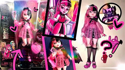 Monster High Gore Ganizer Draculaura G3 Doll Playset Town
