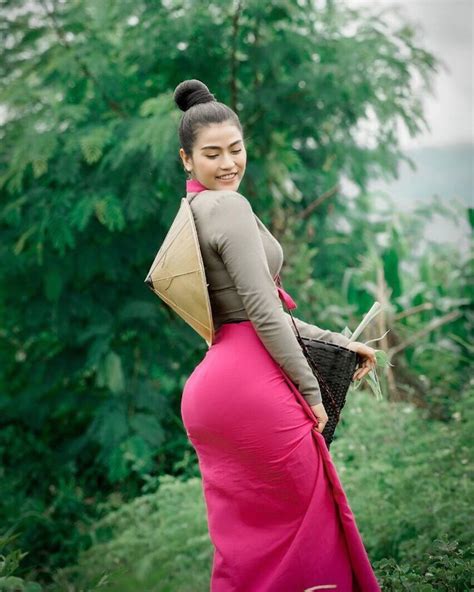 ei chaw po curvy women fashion model girl photo asian model girl womens fashion