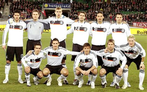 Joachim löw anunció su el héroe de la selección de alemania en el mundial de brasil 2014 se encuentra actualmente sin club y busca dónde. EQUIPOS DE FÚTBOL: SELECCIÓN DE ALEMANIA contra Austria 06 ...