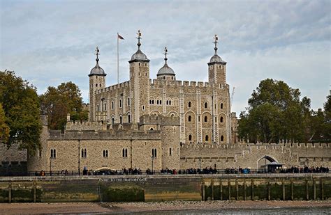 Best Time For Tower Of London 2020 Best Season And Map Roveme