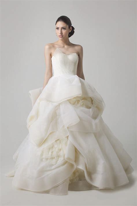 We did not find results for: Vera Wang Katherine Wedding Gown - Dresscodes