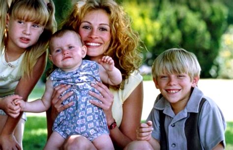 Julia fiona roberts never dreamed she would become the most popular actress in america. Julia Roberts Kids Ages / Julia Roberts Husband Shares Rare Photo Of Their Three Children ...