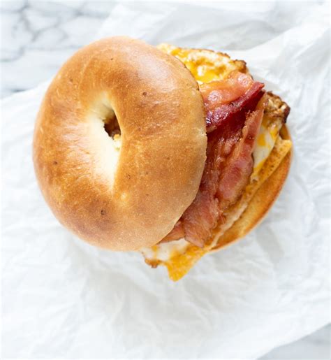Egg Bagel With Cream Cheese