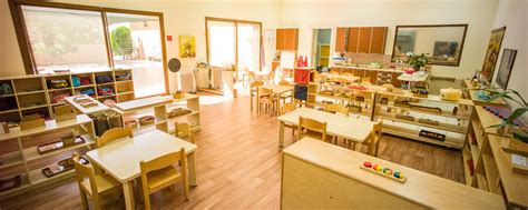 We've put together a beginners guide to decorating your new classroom to bring some colour and creativity to your classroom walls! Classroom Decoration: How to decorate and design your classroom to foster successful students ...