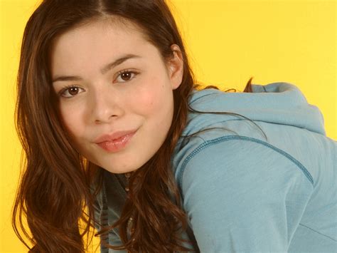 Miranda Cosgrove Miranda Cosgrove Wallpaper Fanpop