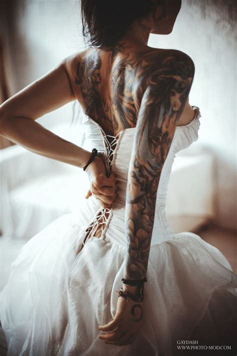 The latest tweets from @tattooed_babes Pin by Tattoed Hotties on Tattooed Hotties | Wedding ...