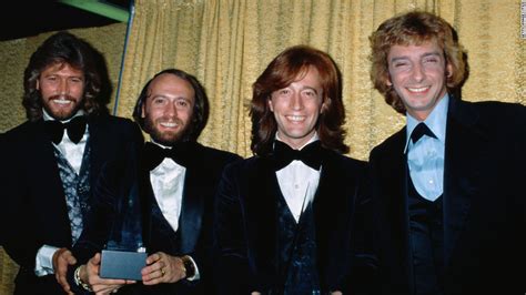 Robin Gibb Member Of The Bee Gees Dies After Battle With Cancer Cnn