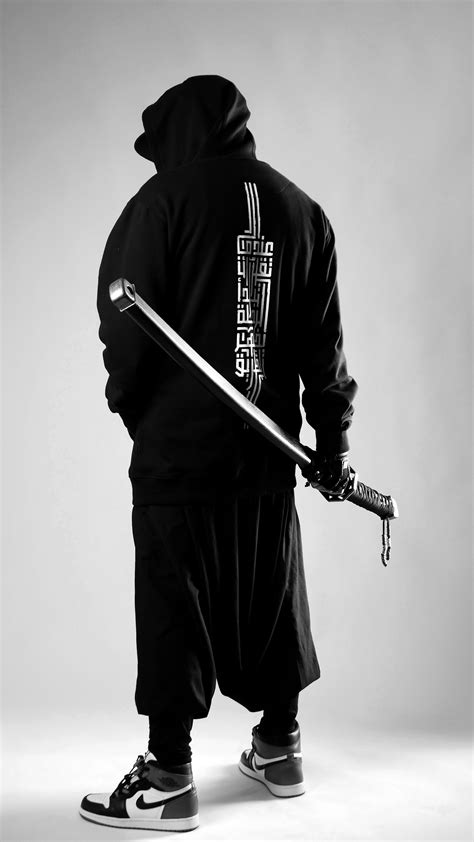 Пин на доске Under the Shadow of Swords