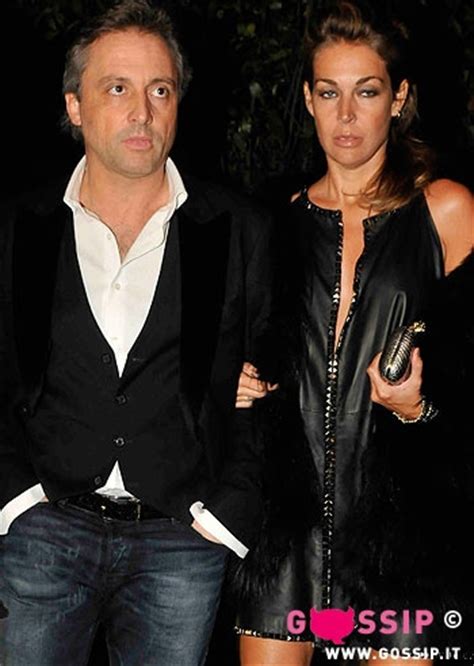 Ascolta la compilation di the voice of. Tommaso Buti con un'amica - Foto e Gossip