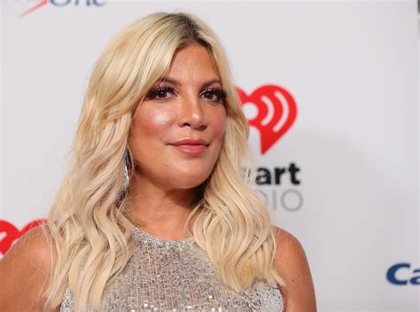 How Much Plastic Surgery Has Tori Spelling Done