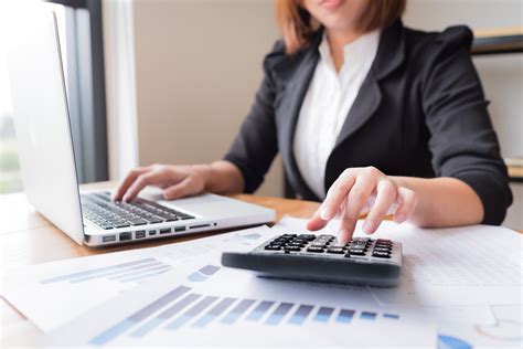 An accountant's responsibility may vary depending on the industry and type of accounting, auditing, or tax preparation being performed. What are the duties and responsibilities of an accountant ...