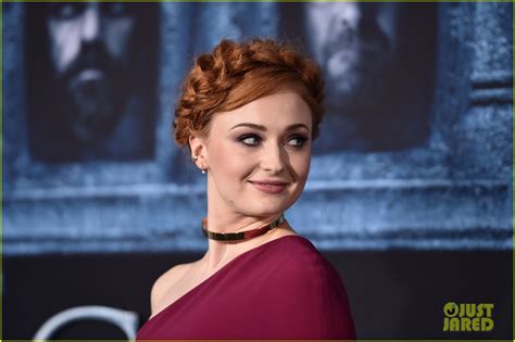 Sophie Turner Joins Maisie Williams At Game Of Thrones Premiere
