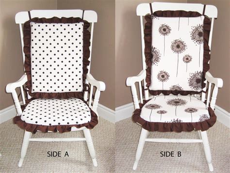 With hundreds of fabrics and several fill types to choose from, creating your custom rocking chair cushion has never been easier. Rocking Chair Cushions (Reversible) - Sewing Projects ...
