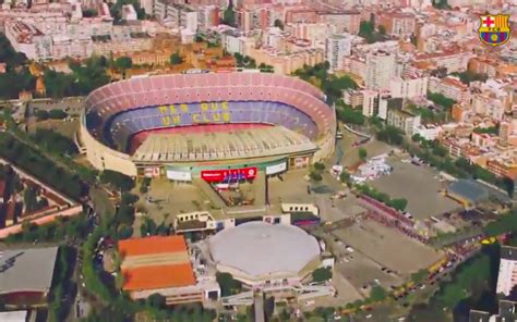 Designated pockets help keep you organized, while the padded design lets you comfortably carry your gear to and from the pitch. Barcelona stelt adembenemend nieuw stadion voor ...