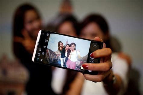 10 Aplikasi Kamera dengan Efek Bokeh Terbaik untuk Android & iOS