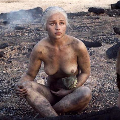 Emilia Clarke Nude Tits Scene From Game Of Thrones The Best Porn